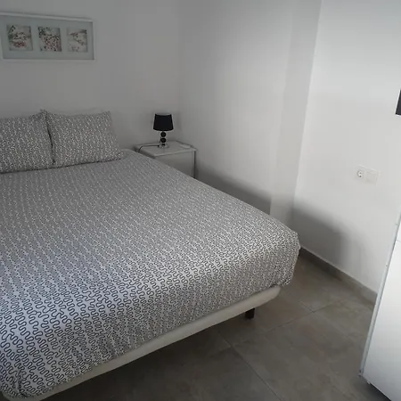 - Nuño Gómez, 24 * Málaga